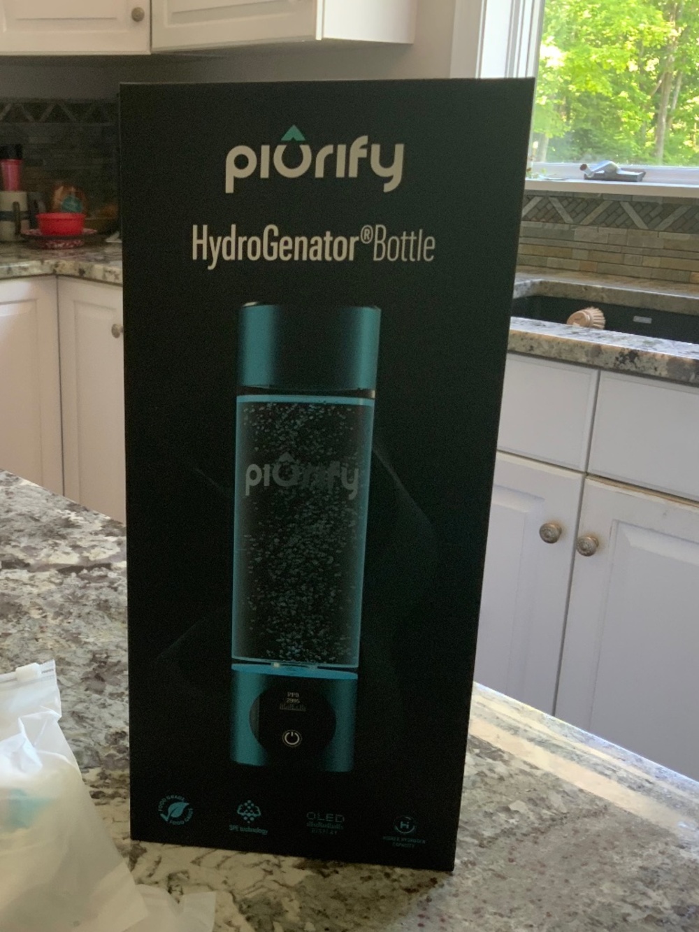 PIURIFY Hydrogen Water Bottle Generator | Up to 6300+ PPB in 3 Cycles | Molecula